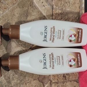 2 Jergens Moisturizing Hand Wash Hydrating Coconut Scent Soap Pump
